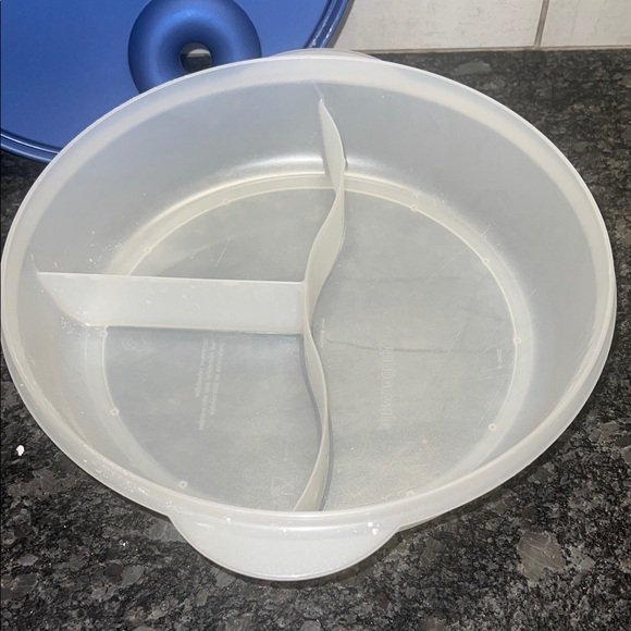 Tupperware Crystal Wave Blue Steamer dish. with White Vent microwave. 10-11”. - Picture 3 of 3